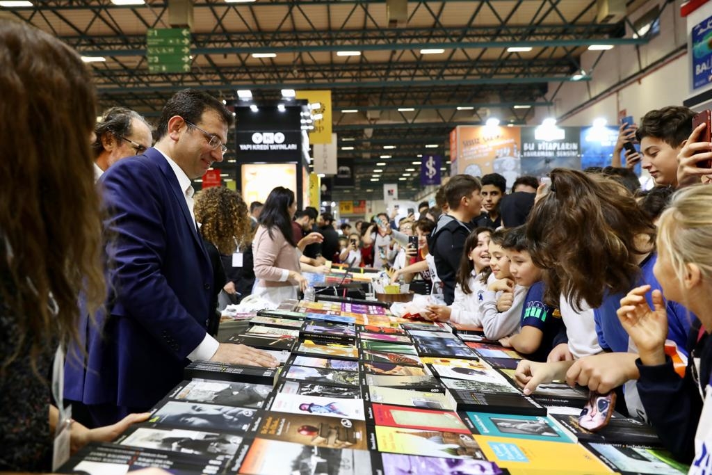 “KİTABI SEVEN DÜNYAYA FAYDALI İŞ YAPAR”