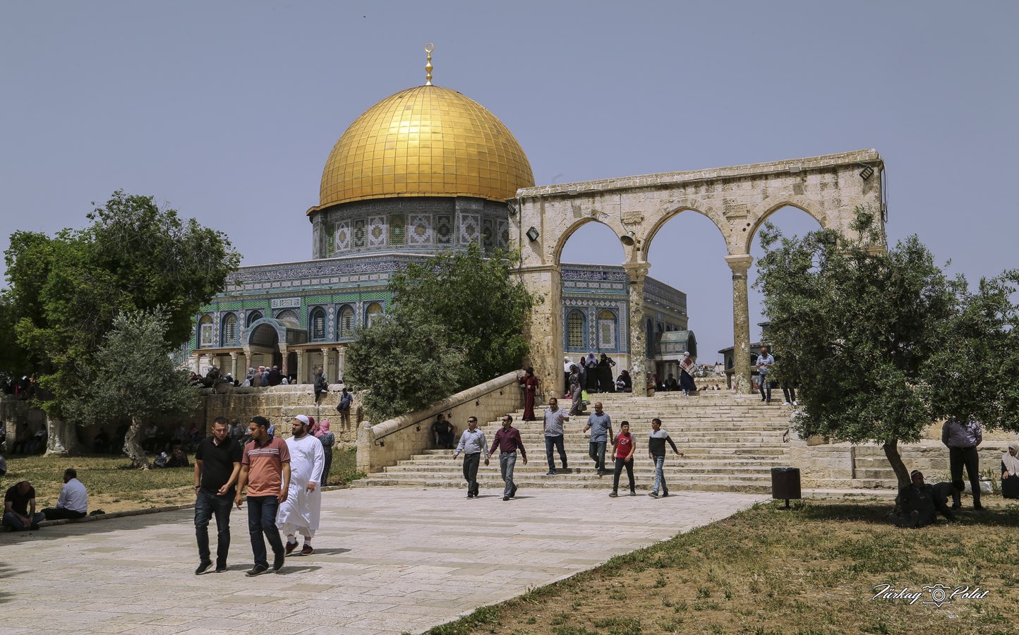 “Kudüs satılık değildir”