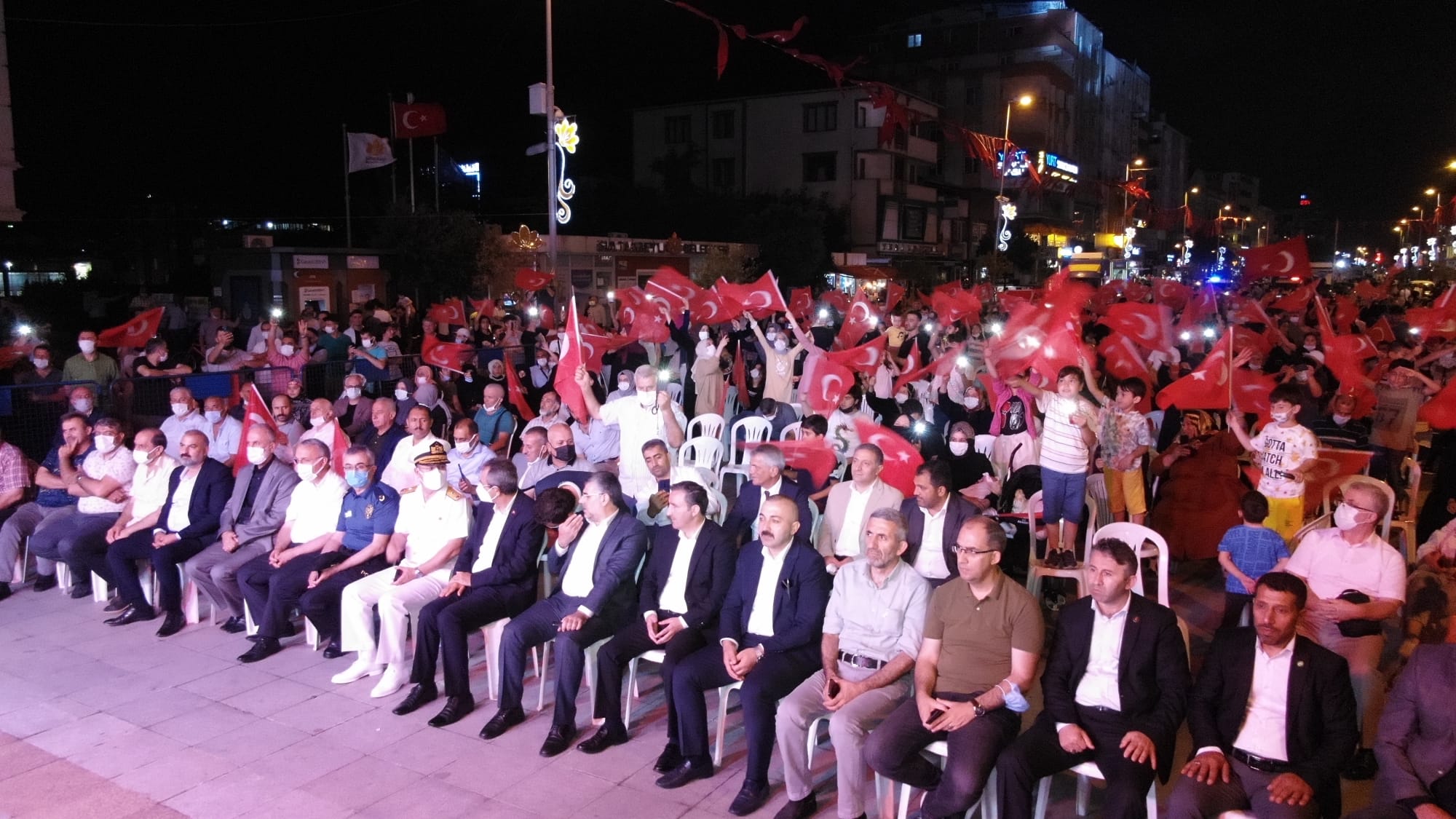 Sultanbeyli Tek Ses, Tek Yürek: Türkiye Geçilmez!