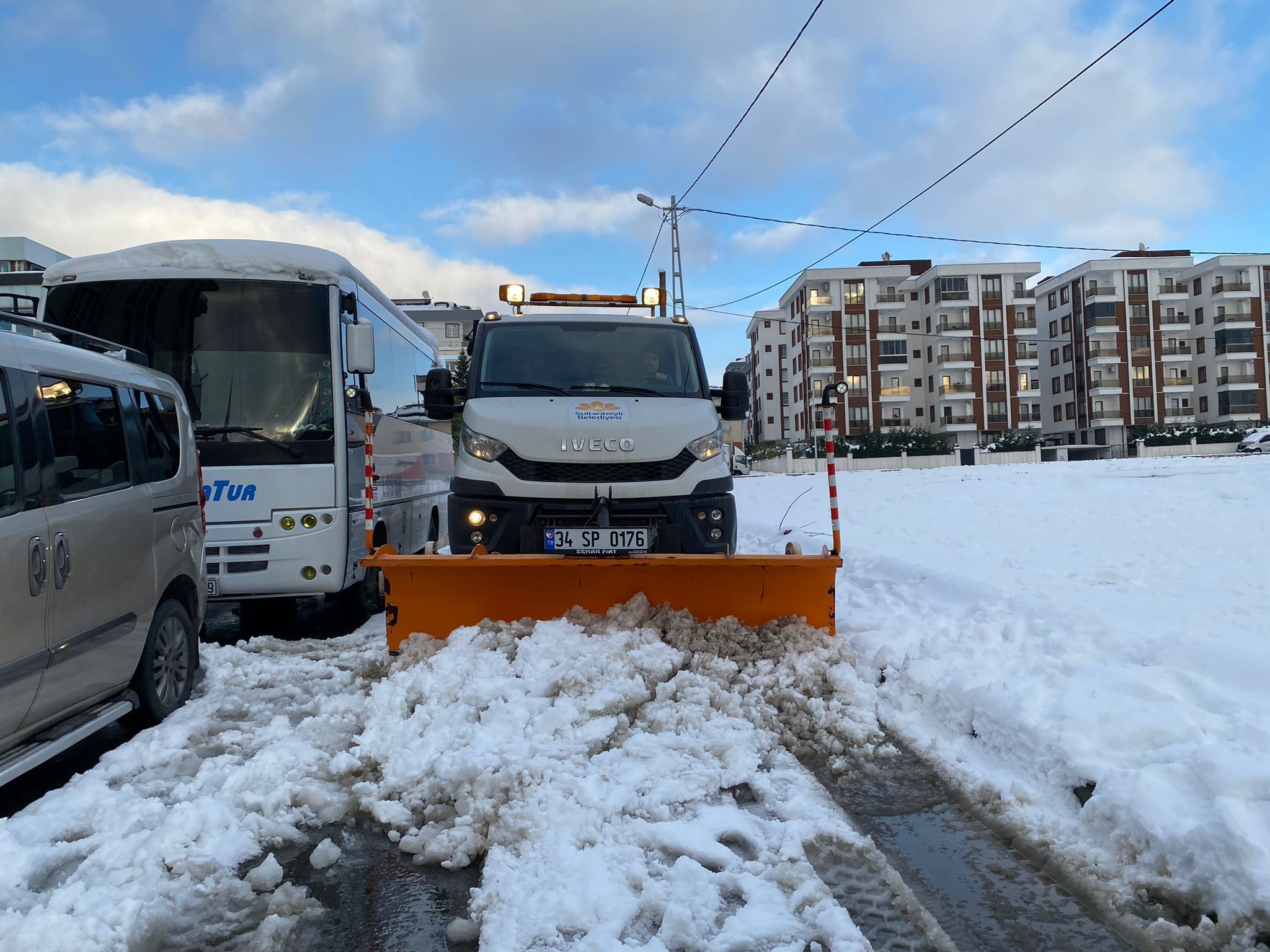 İşte Sultanbeyli’deki kış mücadelesi
