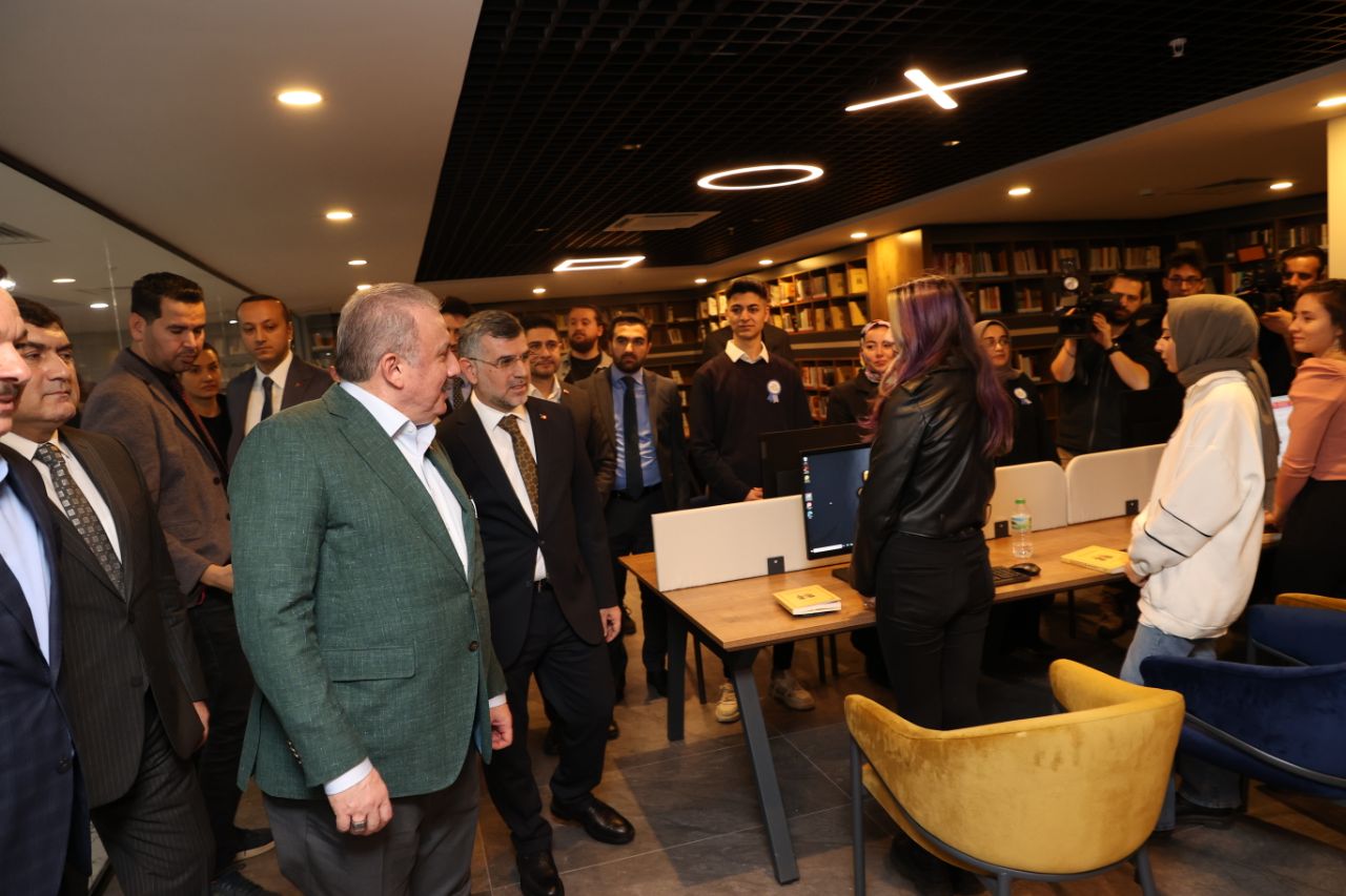 Sultanbeyli’de 24 saat kütüphane hizmeti