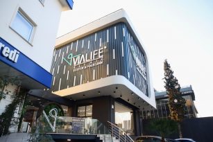 Vialife Poliklinik Estetik ve Saç Ekim Merkezi Ataşehir’de hizmete başladı