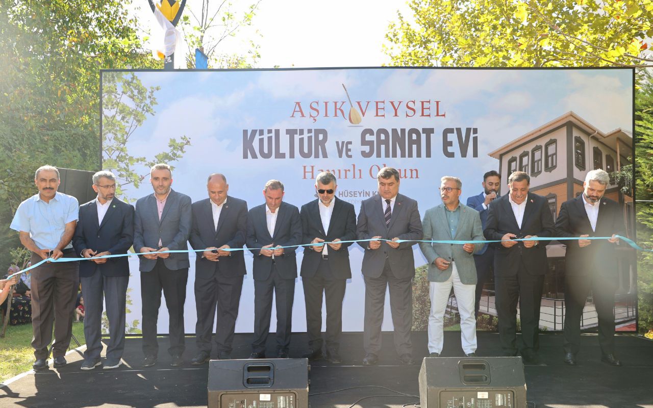 Sultanbeyli’de Aşık Veysel Kültür ve Sanat Evi Açıldı: Hayırlı olsun